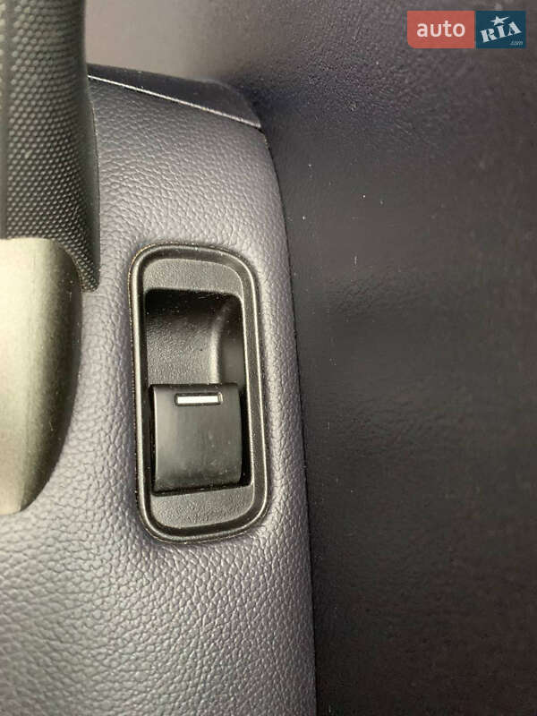 Внедорожник / Кроссовер Honda CR-V 2011 в Новом Калинове