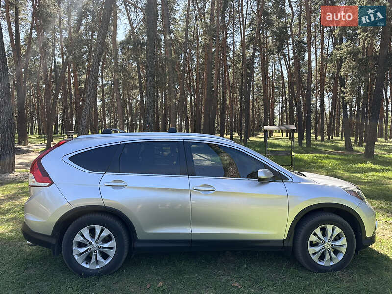 Внедорожник / Кроссовер Honda CR-V 2014 в Ахтырке
