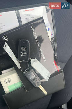 Внедорожник / Кроссовер Honda CR-V 2011 в 