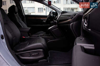 Позашляховик / Кросовер Honda CR-V 2022 в 