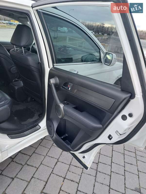 Позашляховик / Кросовер Honda CR-V 2011 в Львові