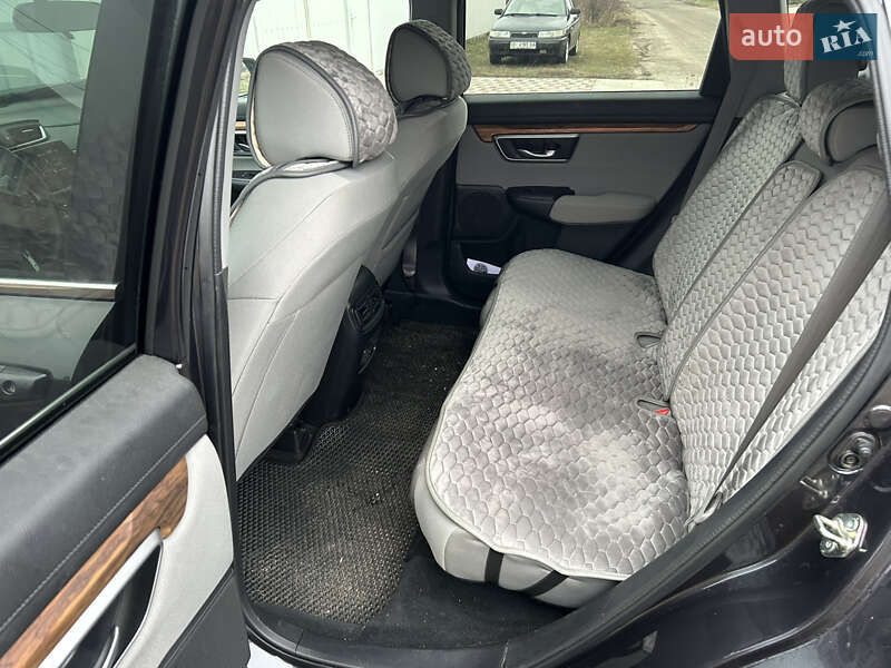 Внедорожник / Кроссовер Honda CR-V 2018 в Полтаве