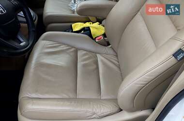 Позашляховик / Кросовер Honda CR-V 2012 в 