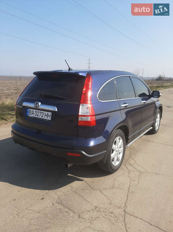 Внедорожник / Кроссовер Honda CR-V 2007 в Каменском