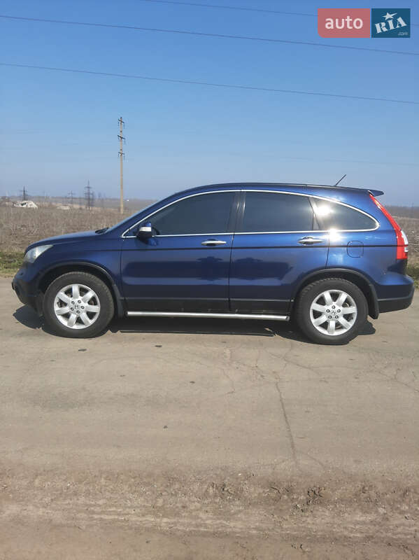 Внедорожник / Кроссовер Honda CR-V 2007 в Каменском