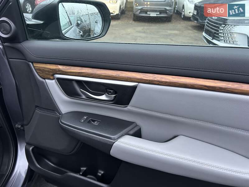 Позашляховик / Кросовер Honda CR-V 2017 в Одесі
