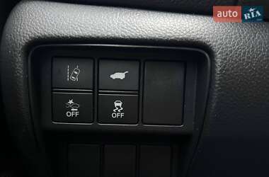 Внедорожник / Кроссовер Honda CR-V 2018 в 