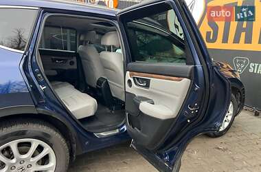 Внедорожник / Кроссовер Honda CR-V 2018 в 