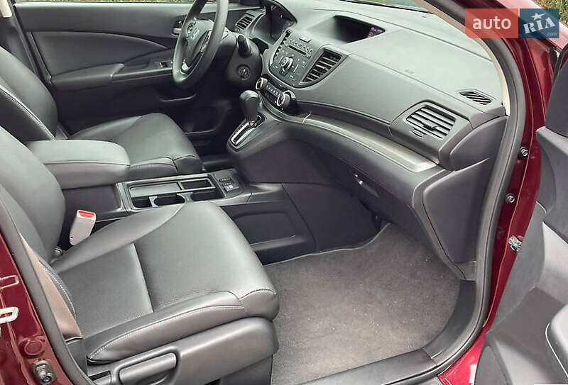 Внедорожник / Кроссовер Honda CR-V 2016 в Киеве