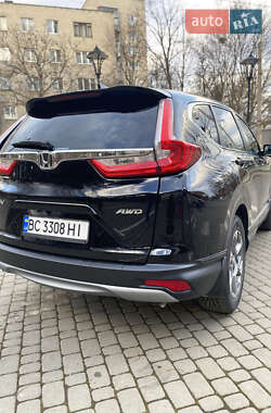 Внедорожник / Кроссовер Honda CR-V 2017 в 