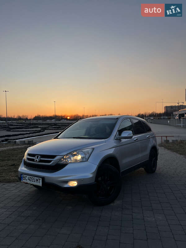Внедорожник / Кроссовер Honda CR-V 2011 в Львове