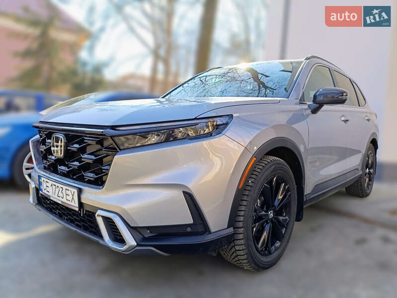 Внедорожник / Кроссовер Honda CR-V 2023 в Черновцах