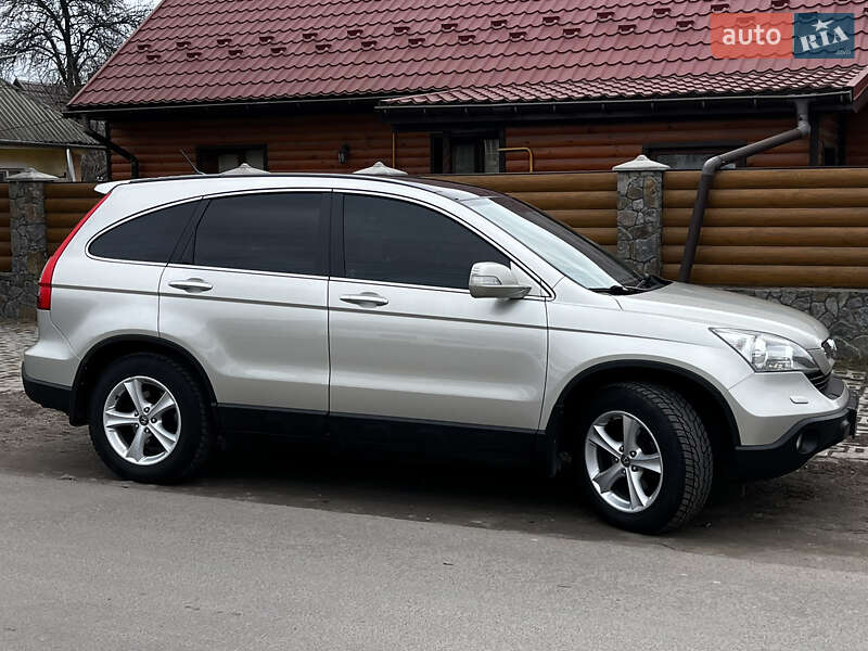 Внедорожник / Кроссовер Honda CR-V 2007 в Липовце