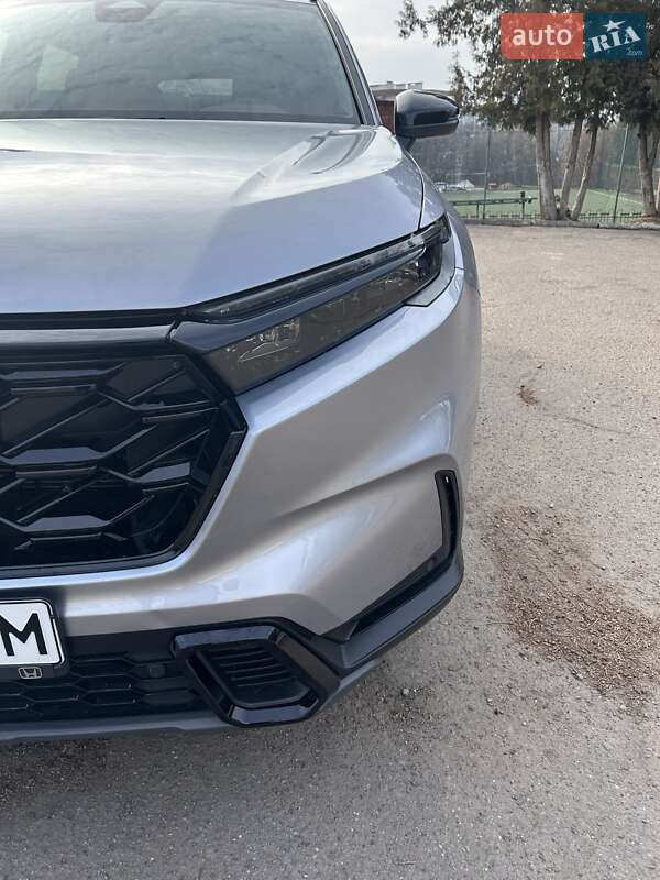 Внедорожник / Кроссовер Honda CR-V 2023 в Львове