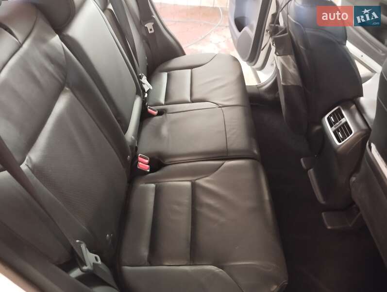 Внедорожник / Кроссовер Honda CR-V 2016 в Харькове