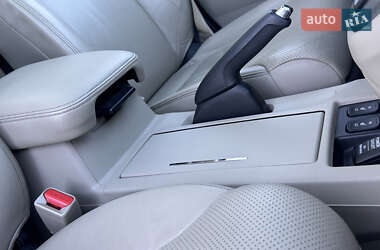 Позашляховик / Кросовер Honda CR-V 2013 в 