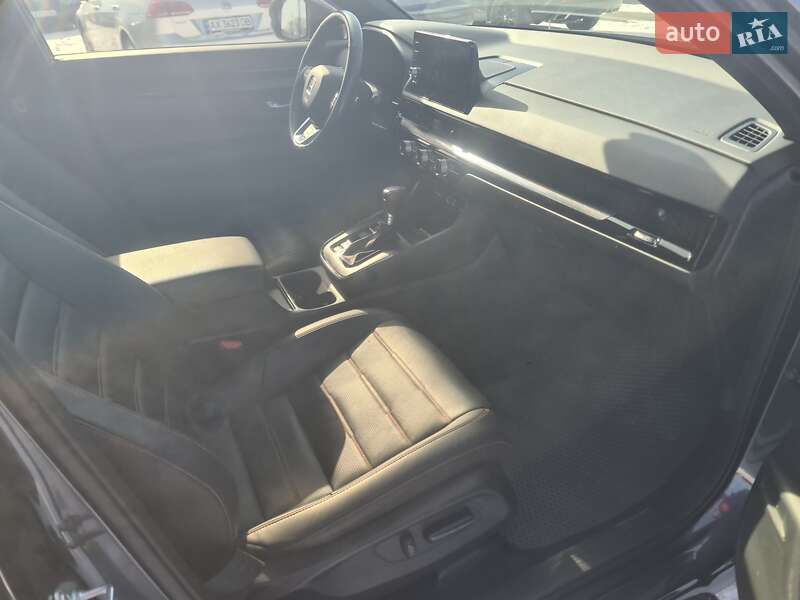 Позашляховик / Кросовер Honda CR-V 2023 в Києві