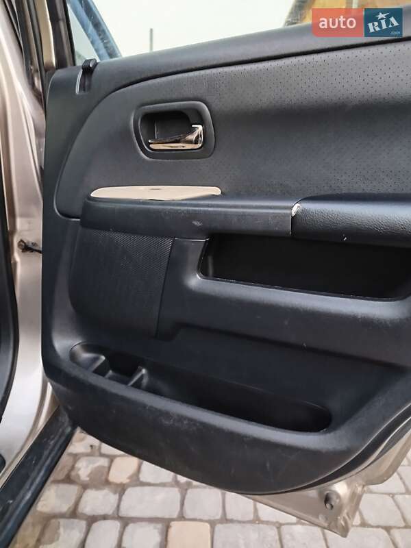 Внедорожник / Кроссовер Honda CR-V 2005 в Зборове