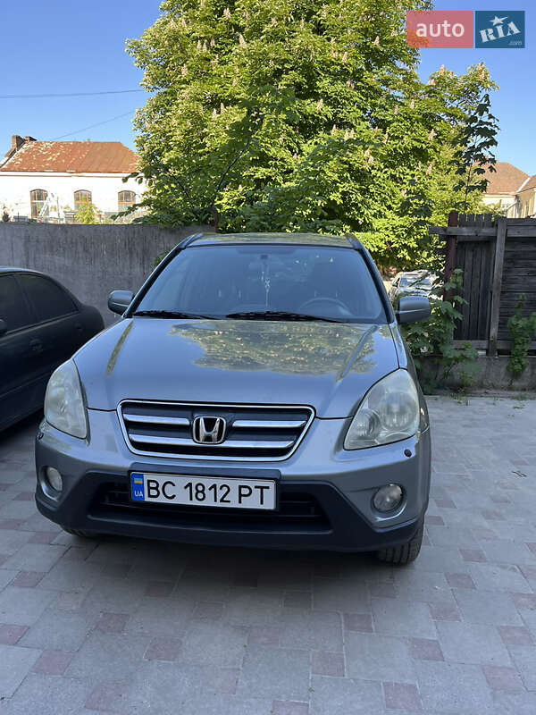 Позашляховик / Кросовер Honda CR-V 2005 в 