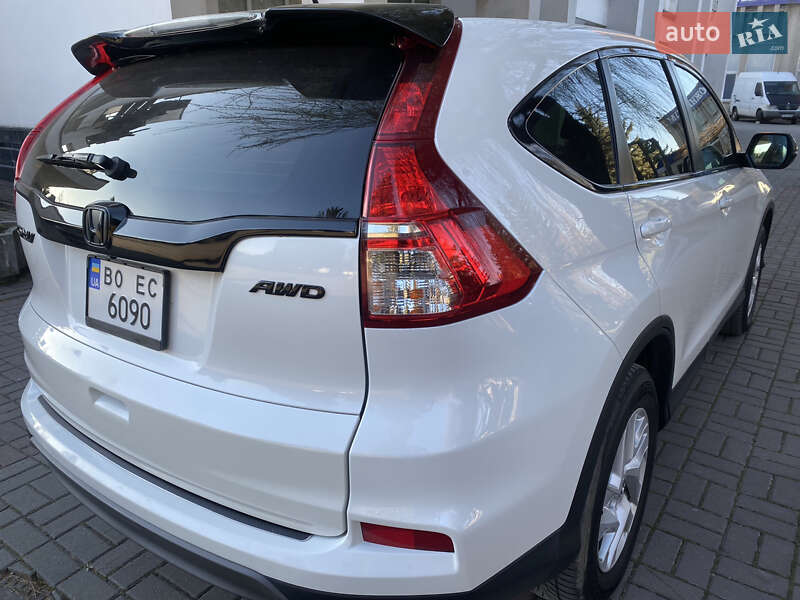 Внедорожник / Кроссовер Honda CR-V 2015 в Тернополе