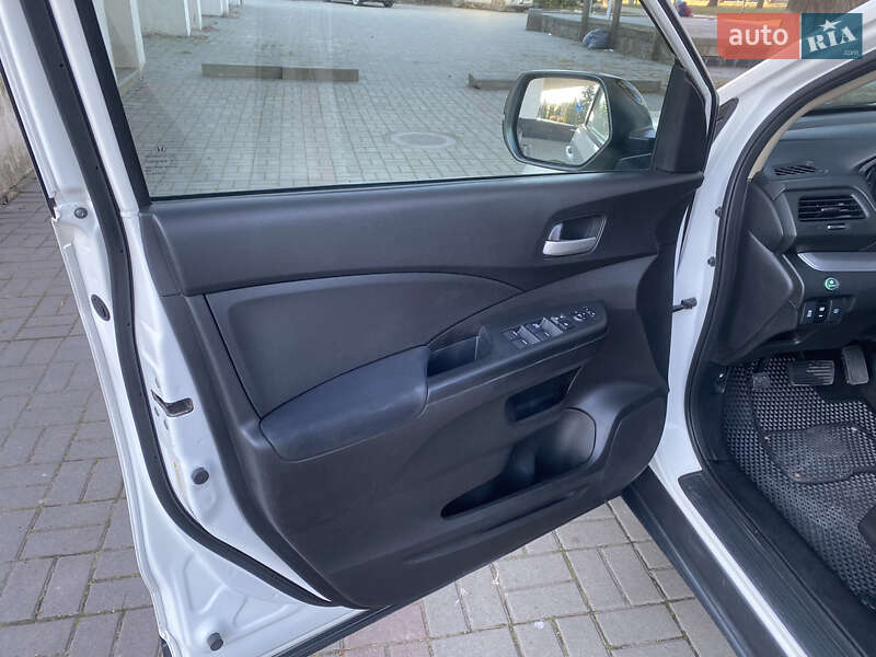 Внедорожник / Кроссовер Honda CR-V 2015 в Тернополе