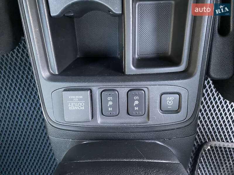 Внедорожник / Кроссовер Honda CR-V 2015 в Тернополе