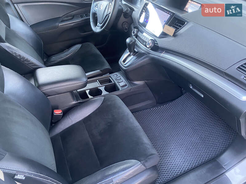 Внедорожник / Кроссовер Honda CR-V 2015 в Тернополе