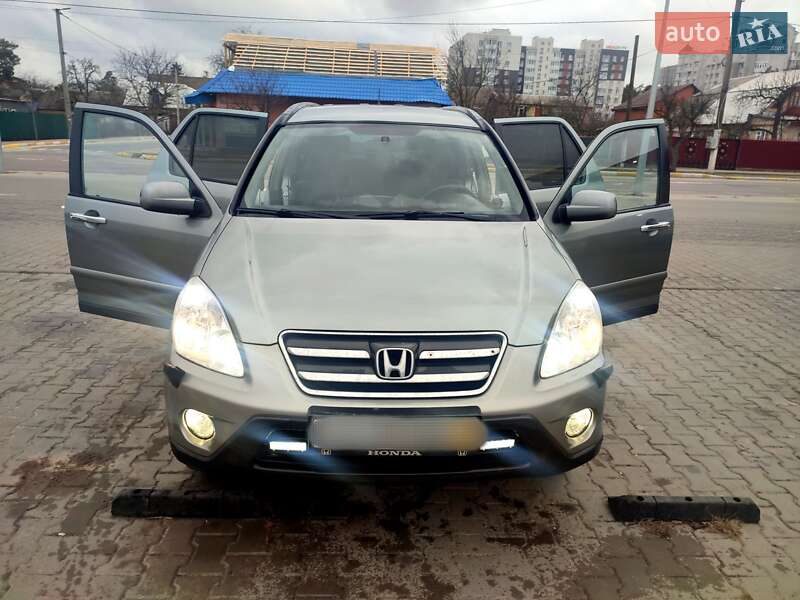 Внедорожник / Кроссовер Honda CR-V 2006 в Вышгороде
