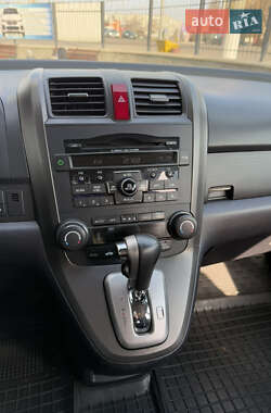 Позашляховик / Кросовер Honda CR-V 2011 в 