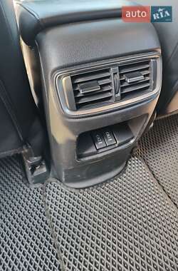 Позашляховик / Кросовер Honda CR-V 2017 в 
