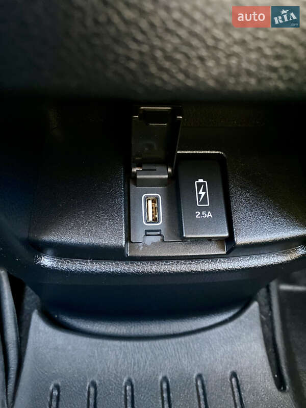 Внедорожник / Кроссовер Honda CR-V 2022 в Новояворовске