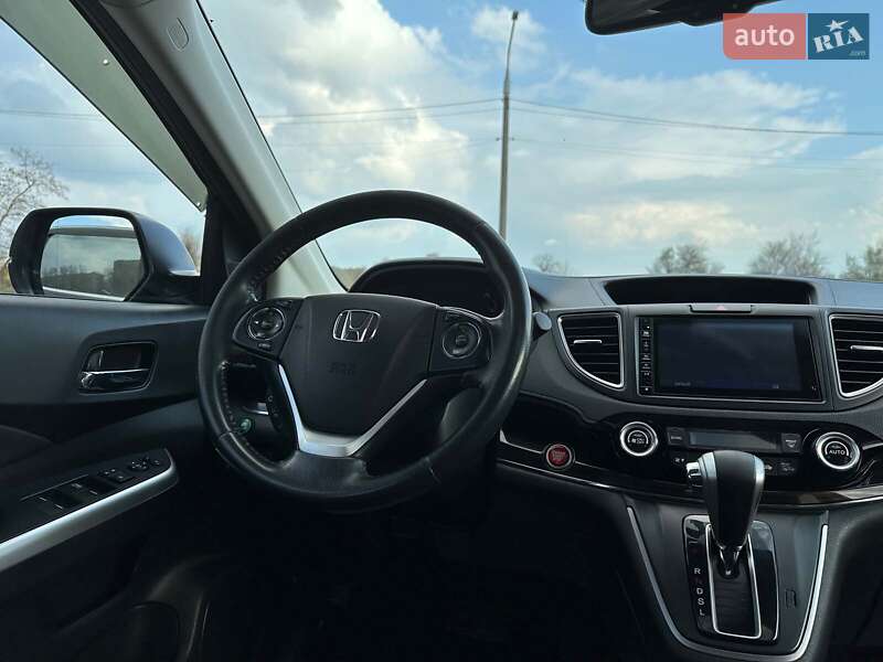 Позашляховик / Кросовер Honda CR-V 2015 в Запоріжжі