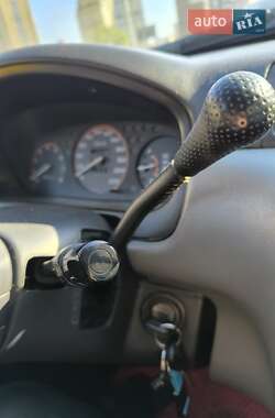 Внедорожник / Кроссовер Honda CR-V 1998 в 
