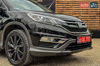 Позашляховик / Кросовер Honda CR-V 2016 в 