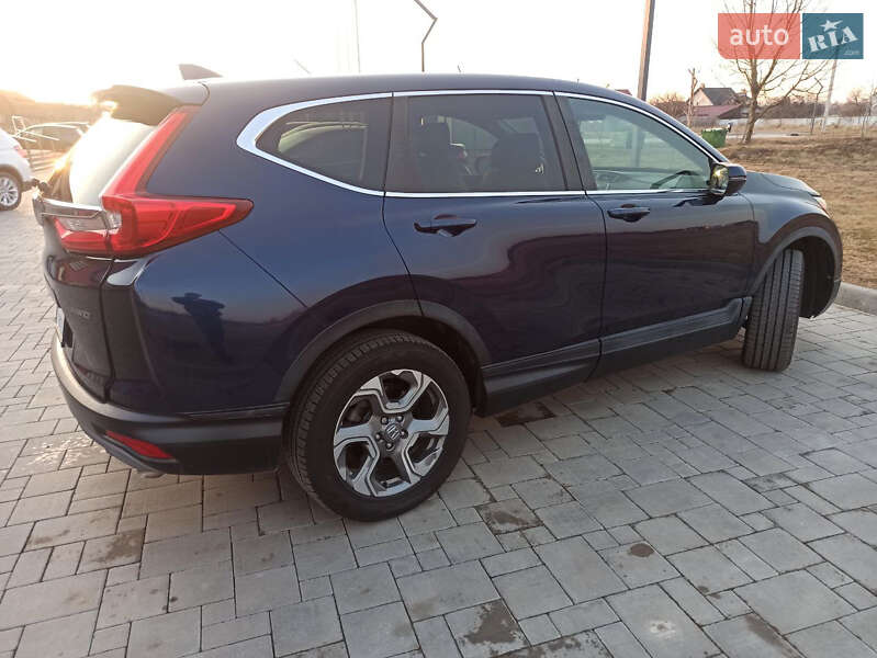 Позашляховик / Кросовер Honda CR-V 2017 в Здолбуніві