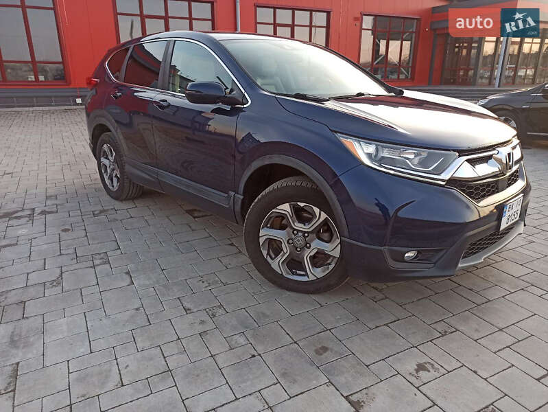 Позашляховик / Кросовер Honda CR-V 2017 в Здолбуніві