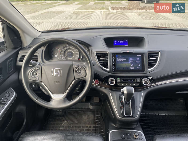 Внедорожник / Кроссовер Honda CR-V 2015 в Харькове
