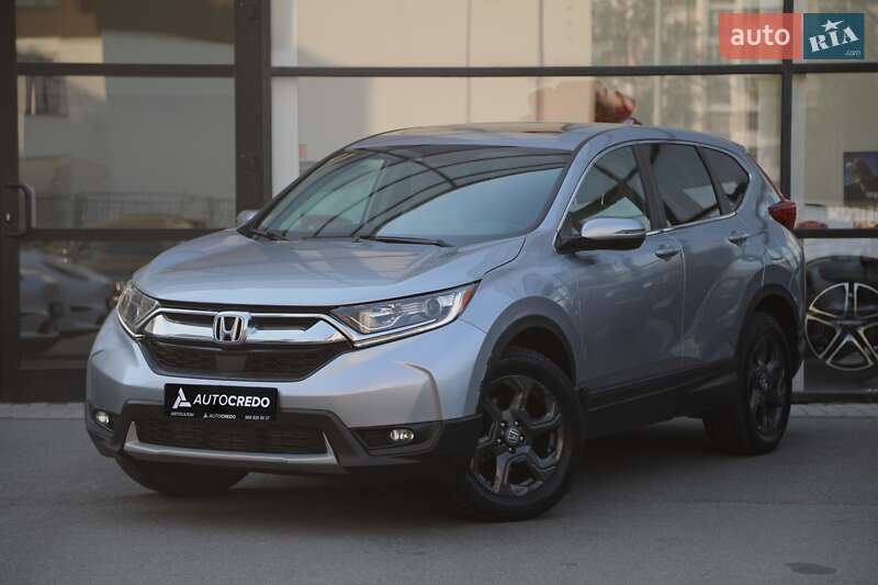 Внедорожник / Кроссовер Honda CR-V 2018 в 