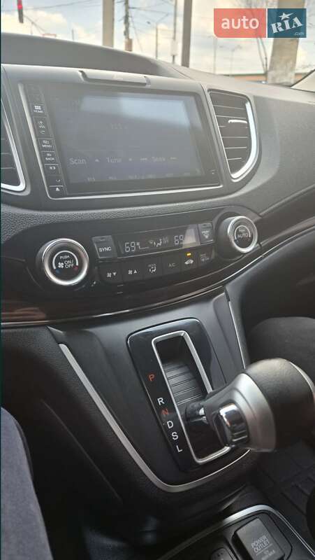 Позашляховик / Кросовер Honda CR-V 2015 в Києві