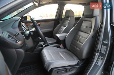 Внедорожник / Кроссовер Honda CR-V 2018 в 