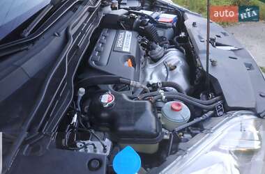 Позашляховик / Кросовер Honda CR-V 2011 в 