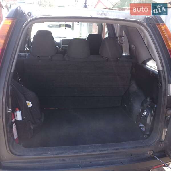 Внедорожник / Кроссовер Honda CR-V 2002 в Киеве