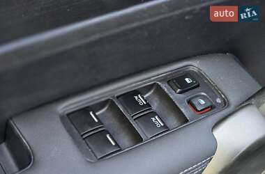 Внедорожник / Кроссовер Honda CR-V 2012 в 