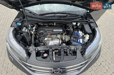 Внедорожник / Кроссовер Honda CR-V 2014 в 