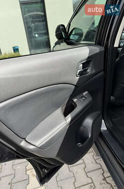 Внедорожник / Кроссовер Honda CR-V 2014 в 