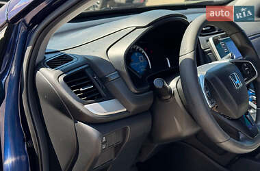 Внедорожник / Кроссовер Honda CR-V 2019 в 