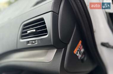 Внедорожник / Кроссовер Honda CR-V 2015 в 