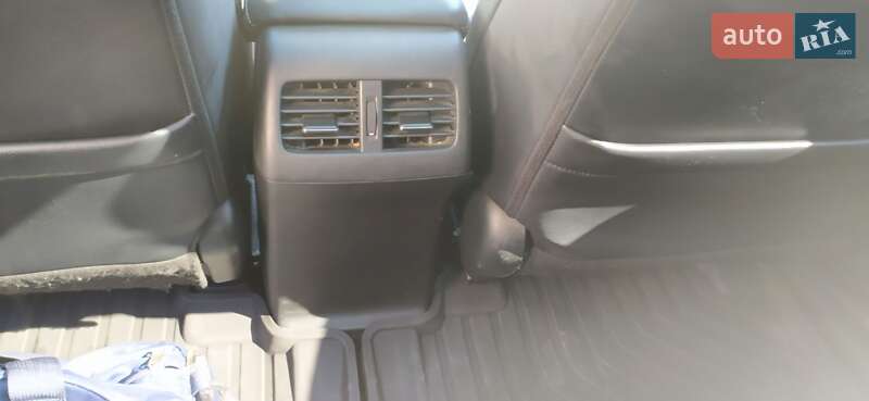 Внедорожник / Кроссовер Honda CR-V 2012 в Стрые