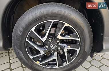 Внедорожник / Кроссовер Honda CR-V 2016 в 