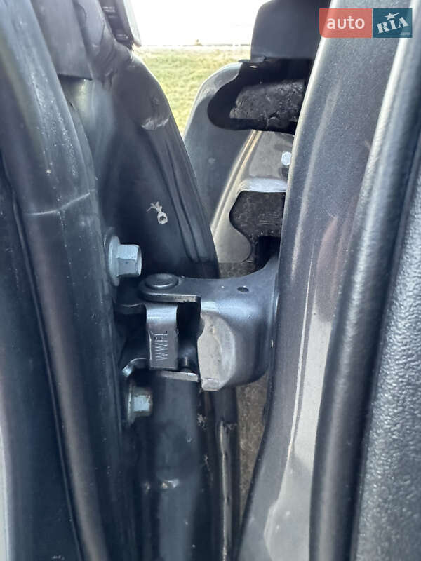 Позашляховик / Кросовер Honda CR-V 2010 в Полтаві